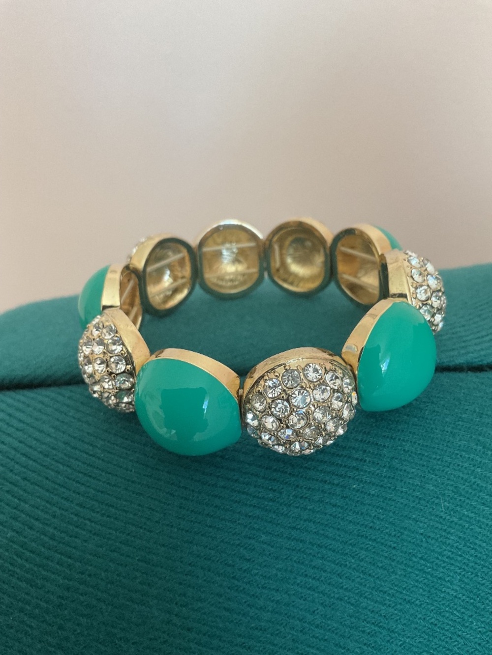 NWOT Ann Taylor Stretch Bracelet